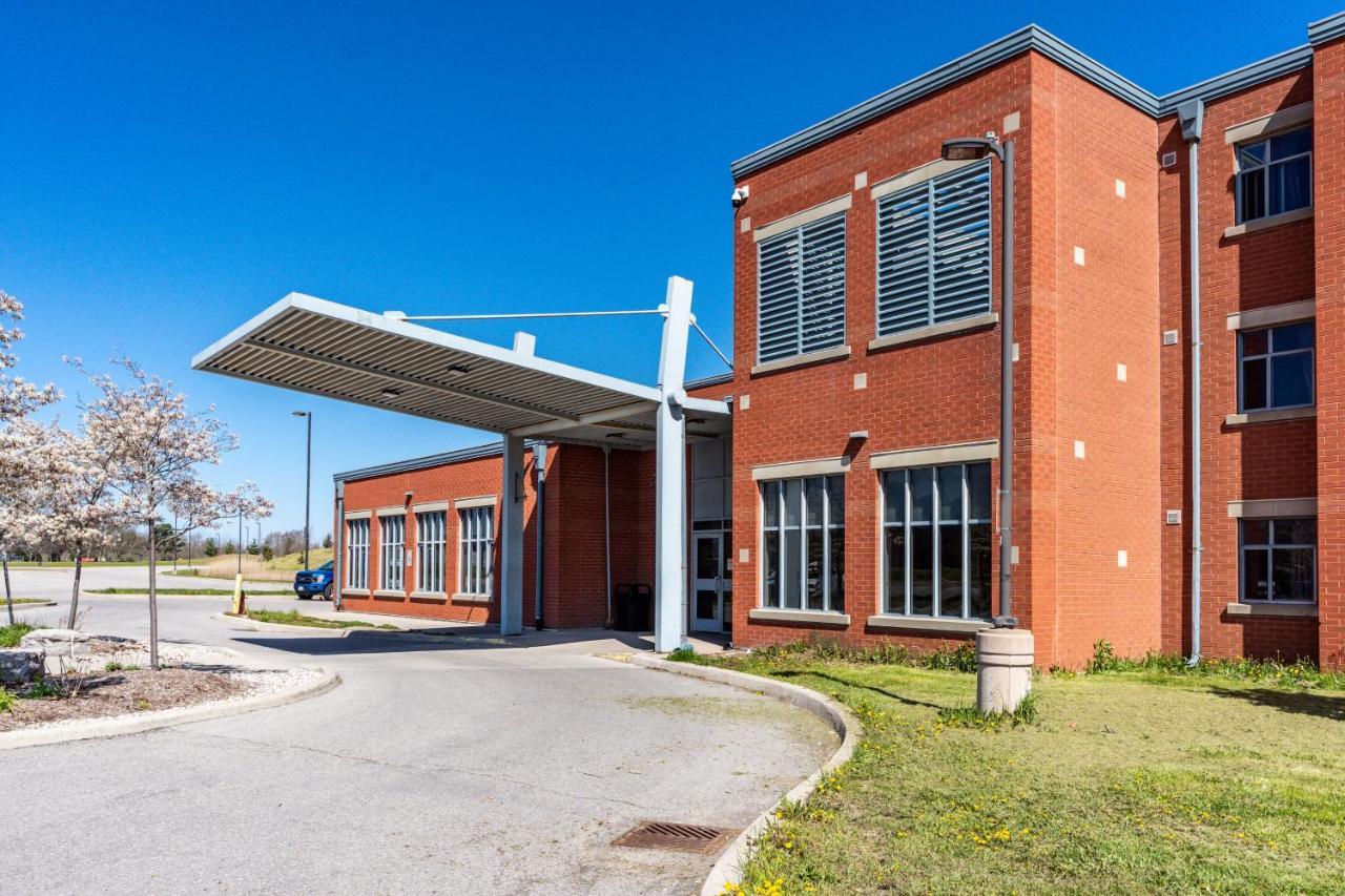 Residence & Conference Centre - Welland Exteriör bild