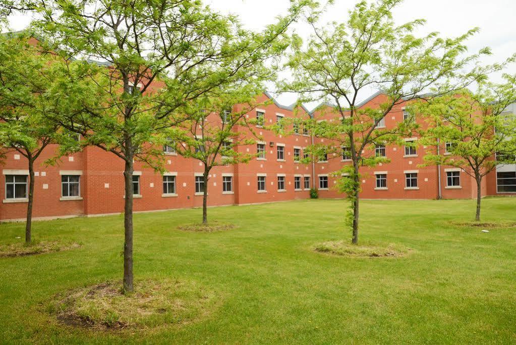 Residence & Conference Centre - Welland Exteriör bild
